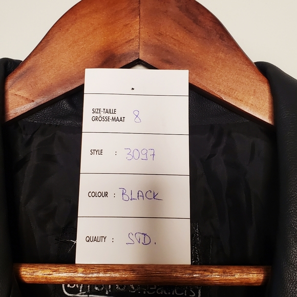 BOUTIQUE OF LEATHER Women's 100% Leather Jacket - Picture 9 of 9